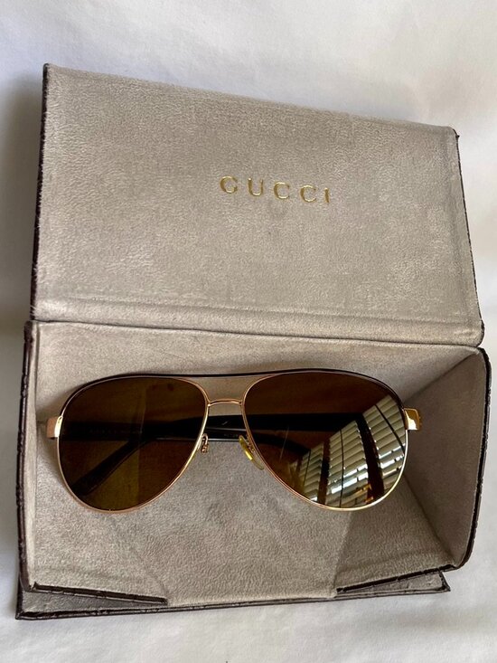 Gucci Aviator, Rose gold sunglasses, original case, like new main image 11